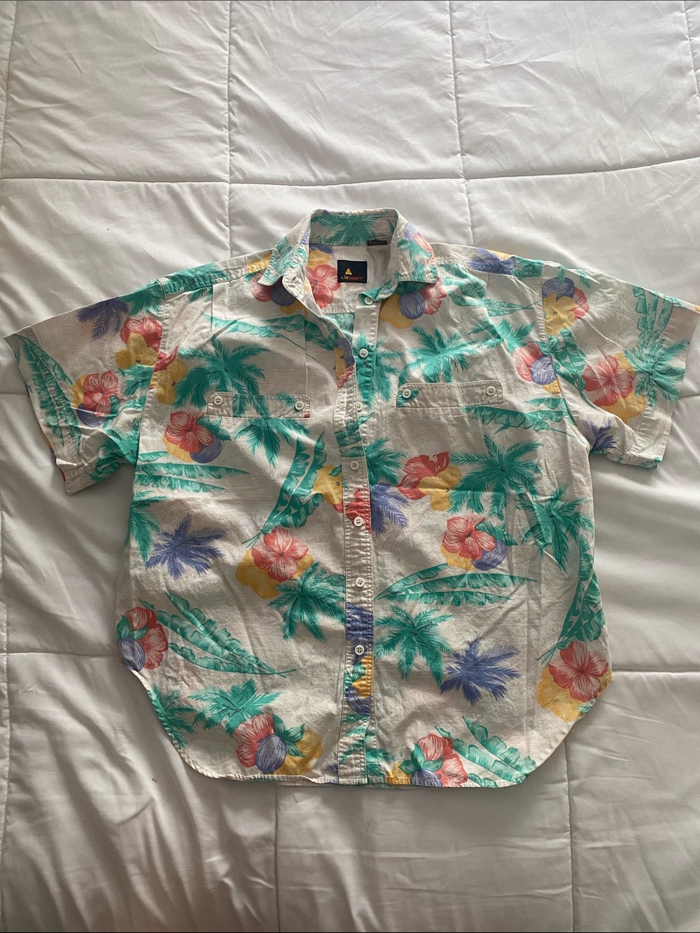 Vintage LizSport 100% cotton Tropical Print Short-Sleeve Shirt